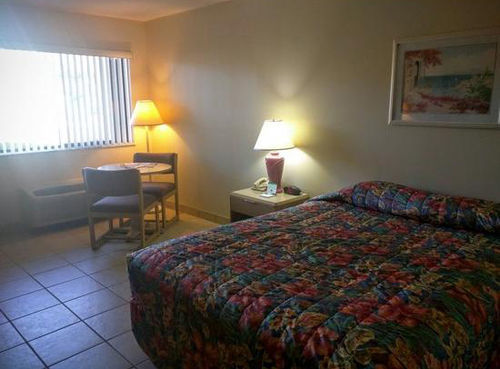 Cypress Cove Nudist Resort Poinciana Exterior foto